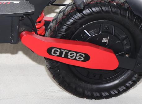 Red covers for both sides of the GT06 scooter.