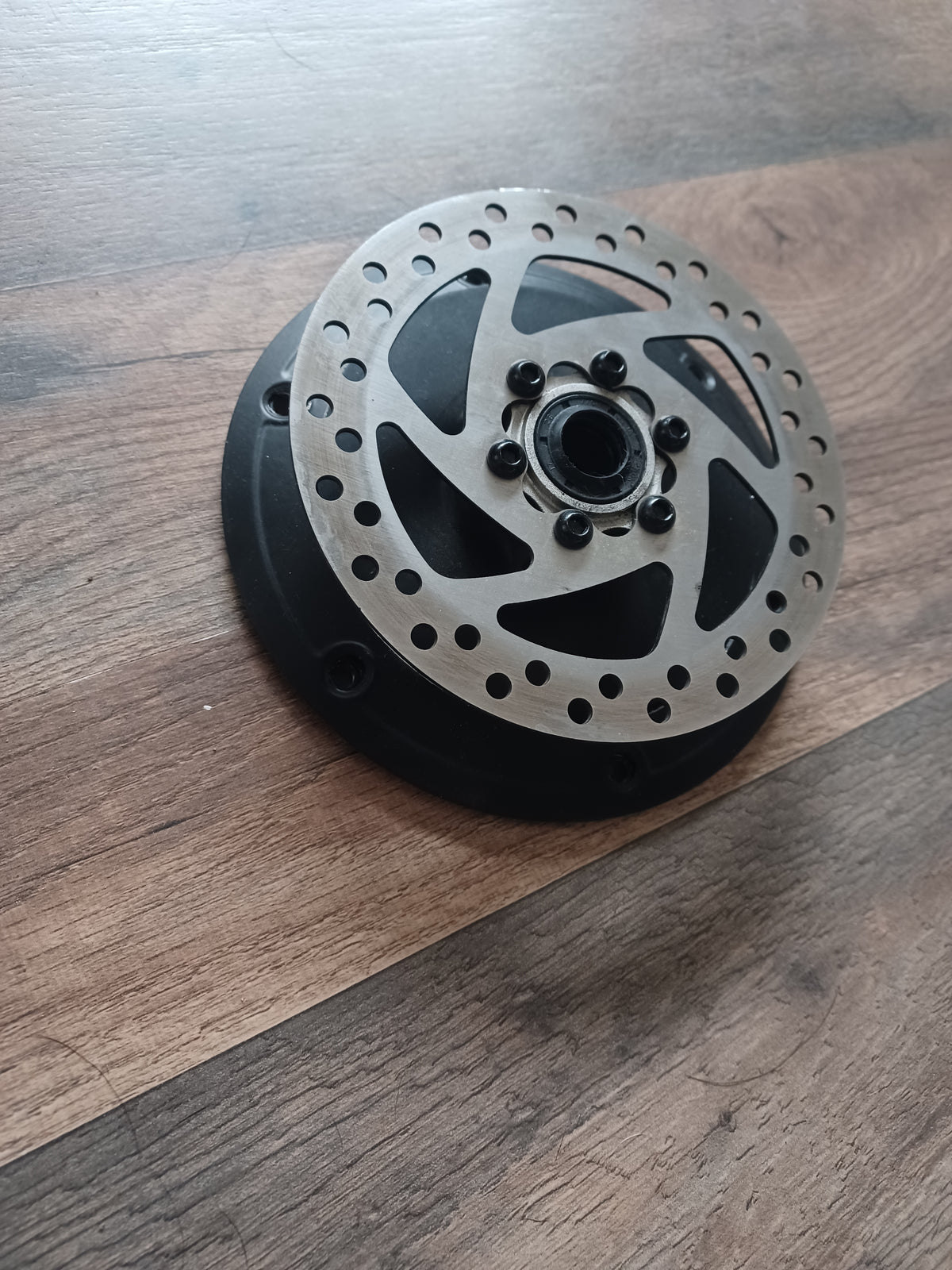 Cover for the Rear Wheel of the Q30 Scooter-New model